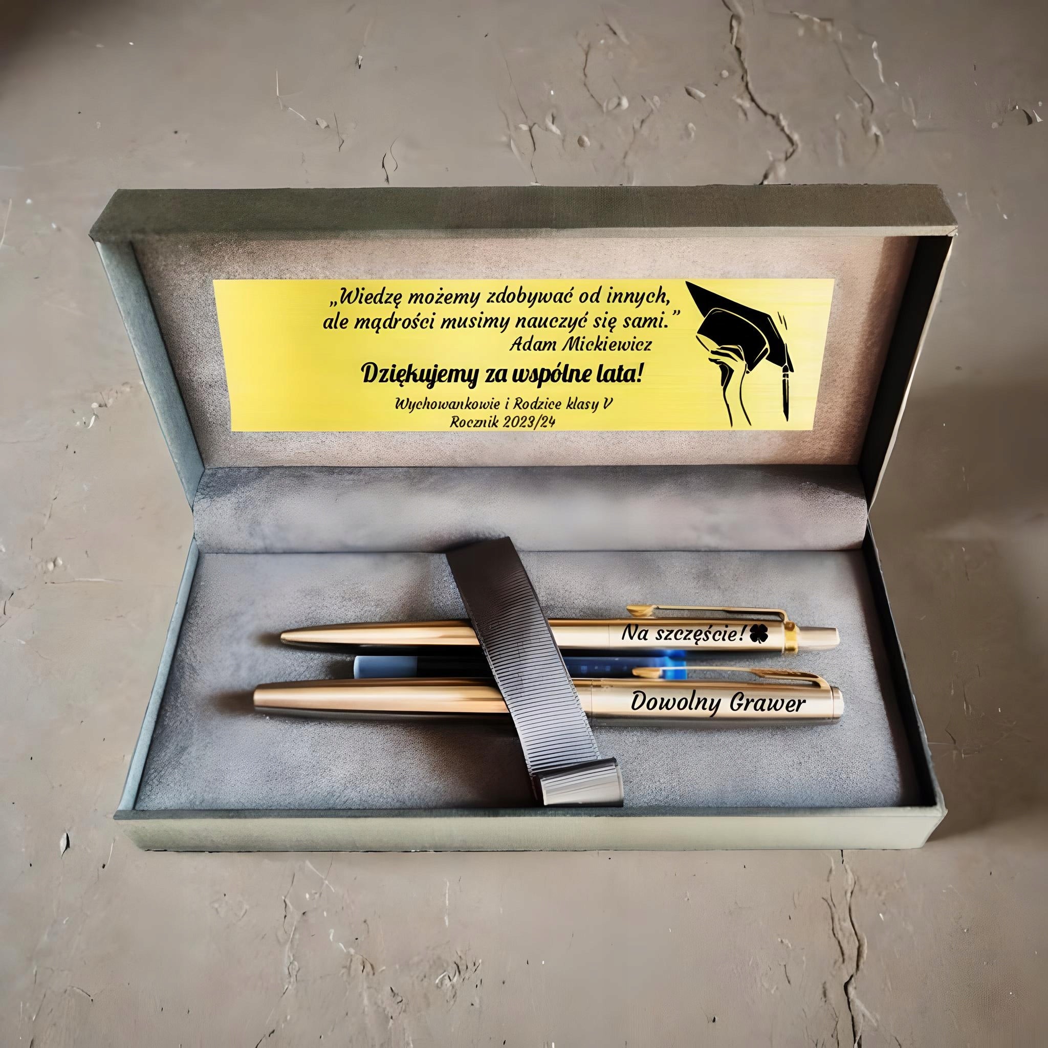 efe89a2c3550412d5f496de10d32877e